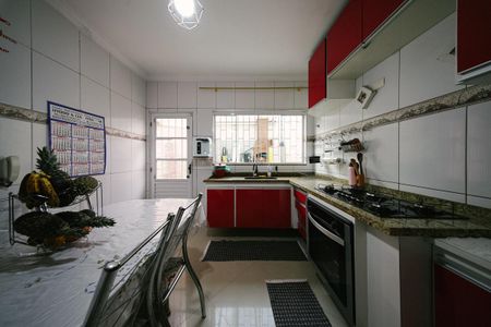 Casa para alugar com 140m², 3 quartos e 2 vagas Casa para alugar com 140m², 3 quartos e 2 vagasCozinha