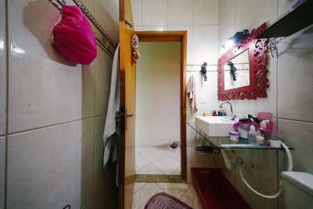 Casa para alugar com 140m², 3 quartos e 2 vagas Casa para alugar com 140m², 3 quartos e 2 vagasBanheiro