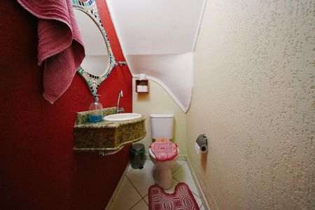 Casa para alugar com 140m², 3 quartos e 2 vagas Casa para alugar com 140m², 3 quartos e 2 vagasLavabo