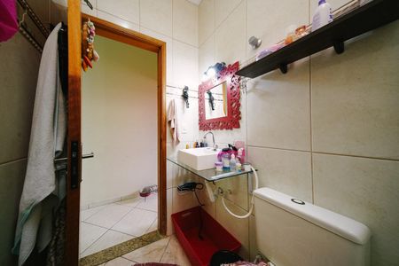 Casa para alugar com 140m², 3 quartos e 2 vagas Casa para alugar com 140m², 3 quartos e 2 vagasBanheiro
