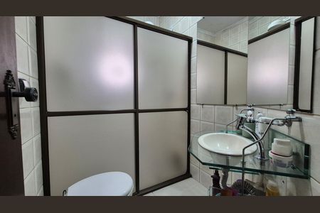 Casa à venda com 195m², 3 quartos e 4 vagas