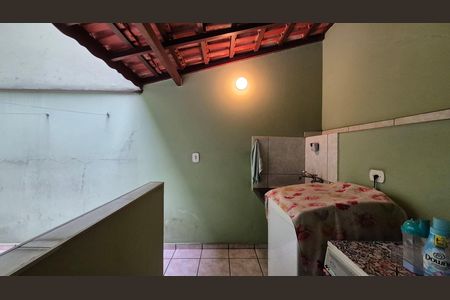 Casa à venda com 195m², 3 quartos e 4 vagas