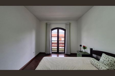 Casa à venda com 195m², 3 quartos e 4 vagas