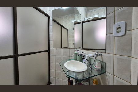 Casa à venda com 195m², 3 quartos e 4 vagas