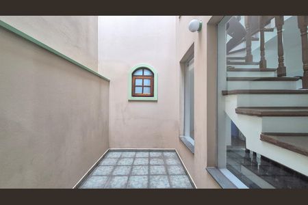 Casa à venda com 195m², 3 quartos e 4 vagas