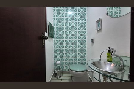Casa à venda com 195m², 3 quartos e 4 vagas
