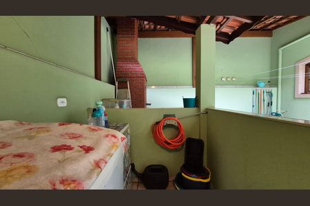 Casa à venda com 195m², 3 quartos e 4 vagas