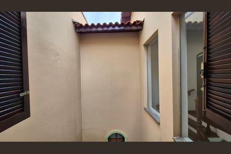 Casa à venda com 195m², 3 quartos e 4 vagas