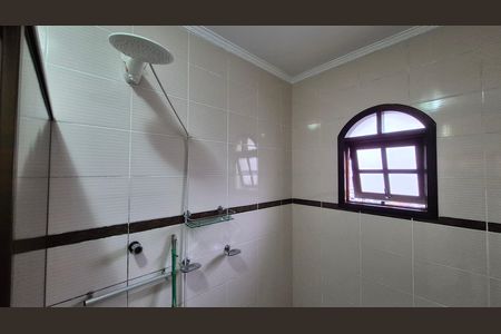 Casa à venda com 195m², 3 quartos e 4 vagas