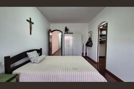 Casa à venda com 3 quartos, 195m² em Vila Francisco Matarazzo, Santo André