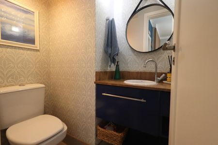 Casa de condomínio para alugar com 245m², 3 quartos e 4 vagasLavabo