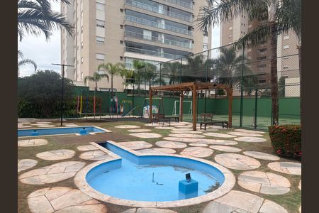 Casa de condomínio para alugar com 245m², 3 quartos e 4 vagasÁrea comum - Playground