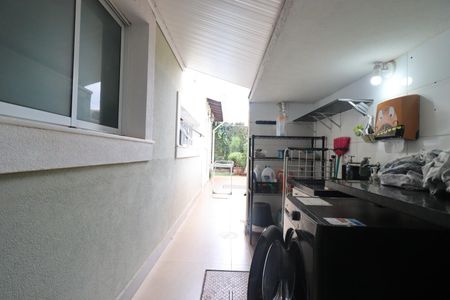 Casa de condomínio para alugar com 245m², 3 quartos e 4 vagasÁrea de Serviço