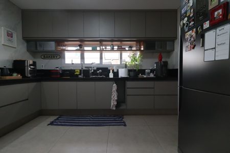 Casa de condomínio para alugar com 245m², 3 quartos e 4 vagasCozinha