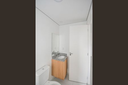 Banheiro de kitnet/studio para alugar com 1 quarto, 28m² em Rudge Ramos, São Bernardo do Campo
