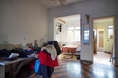 Casa à venda com 200m², 4 quartos e 1 vaga Casa à venda com 200m², 4 quartos e 1 vagaSala