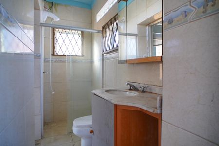 Casa à venda com 200m², 4 quartos e 1 vaga Casa à venda com 200m², 4 quartos e 1 vagaBanheiro suíte