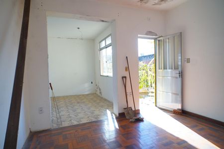 Casa à venda com 200m², 4 quartos e 1 vaga Casa à venda com 200m², 4 quartos e 1 vagaQuarto 3