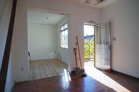 Casa à venda com 200m², 4 quartos e 1 vaga Casa à venda com 200m², 4 quartos e 1 vagaQuarto 3