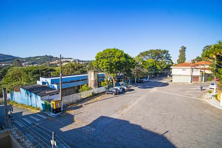 Casa à venda com 450m², 4 quartos e 4 vagas Casa à venda com 450m², 4 quartos e 4 vagasVista da Varanda da Suite 2