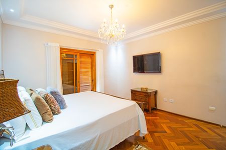 Casa à venda com 450m², 4 quartos e 4 vagas Casa à venda com 450m², 4 quartos e 4 vagasSuíte 1