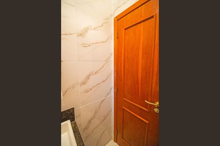 Casa à venda com 450m², 4 quartos e 4 vagas Casa à venda com 450m², 4 quartos e 4 vagasLavabo Sala
