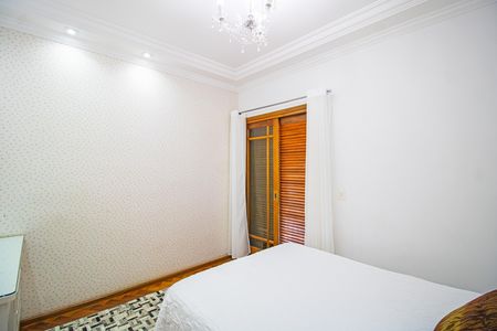 Casa à venda com 450m², 4 quartos e 4 vagas Casa à venda com 450m², 4 quartos e 4 vagasSuíte 2