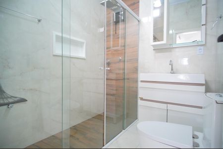 Casa para alugar com 110m², 2 quartos e 2 vagasBanheiro