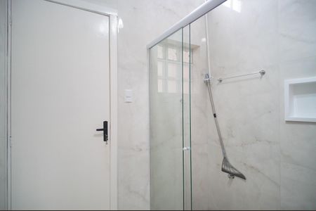Casa para alugar com 110m², 2 quartos e 2 vagasBanheiro