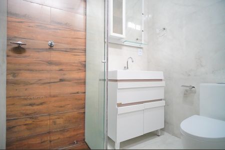 Casa para alugar com 110m², 2 quartos e 2 vagasBanheiro