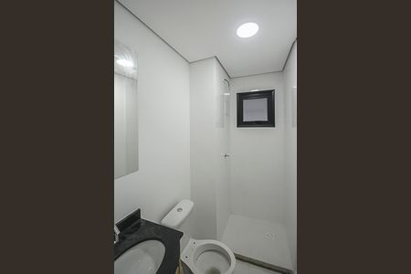 Banheiro de kitnet/studio para alugar com 1 quarto, 33m² em Rudge Ramos, São Bernardo do Campo