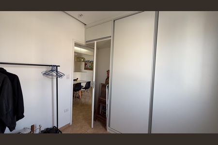 Quarto 1 de apartamento para alugar com 2 quartos, 70m² em Jardim Primavera, Jacareí
