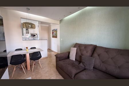 Sala de apartamento para alugar com 2 quartos, 70m² em Jardim Primavera, Jacareí
