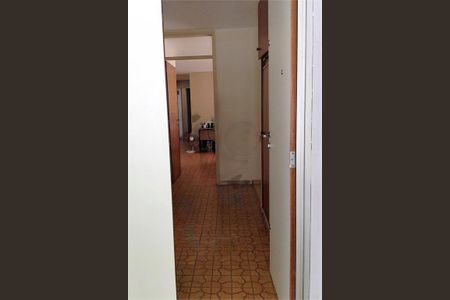 Casa à venda com 263m², 3 quartos e 6 vagas