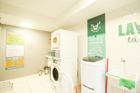 Studio para alugar com 17m², 1 quarto e 1 vaga Studio para alugar com 17m², 1 quarto e 1 vagaLavanderia
