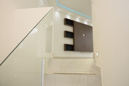 Apartamento para alugar com 155m², 2 quartos e 2 vagasEscada