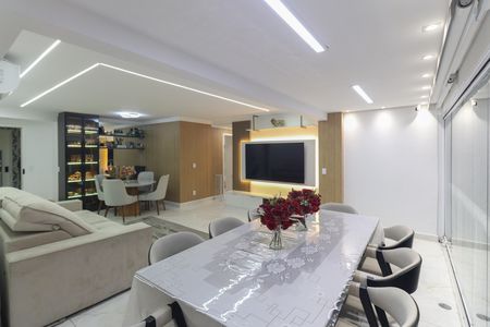 Sala de apartamento à venda com 3 quartos, 116m² em Vila Maria Alta, São Paulo