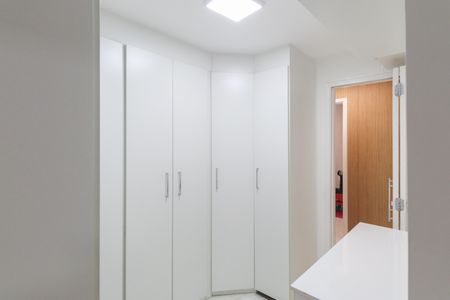 Apartamento para alugar com 116m², 3 quartos e 2 vagas Apartamento para alugar com 116m², 3 quartos e 2 vagasCloset da suíte 1