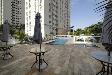 Apartamento à venda com 63m², 3 quartos e 1 vagaÁrea comum - Piscina