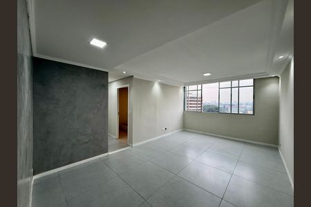Sala de apartamento à venda com 3 quartos, 80m² em Santo Amaro, São Paulo