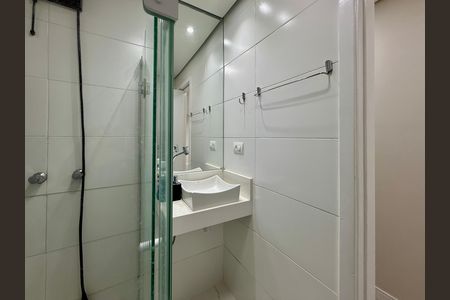 Apartamento à venda com 80m², 3 quartos e 1 vaga Apartamento à venda com 80m², 3 quartos e 1 vagaBanheiro