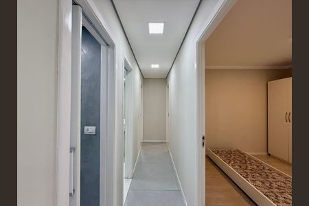 Apartamento à venda com 80m², 3 quartos e 1 vaga Apartamento à venda com 80m², 3 quartos e 1 vagaCorredor Quartos