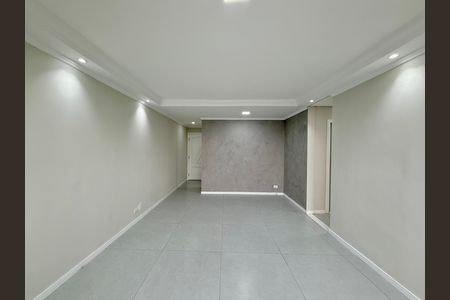 Apartamento à venda com 80m², 3 quartos e 1 vaga Apartamento à venda com 80m², 3 quartos e 1 vagaSala