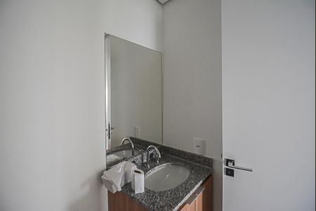 Apartamento para alugar com 48m², 2 quartos e 1 vaga Apartamento para alugar com 48m², 2 quartos e 1 vagaBanheiro