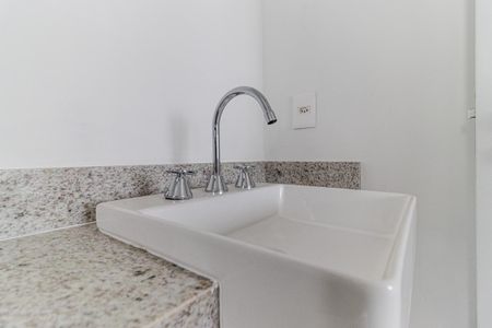Apartamento à venda com 38m², 1 quarto e 1 vaga Apartamento à venda com 38m², 1 quarto e 1 vagaBanheiro da Suíte