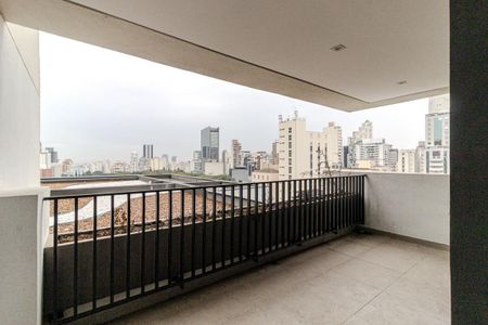 Apartamento à venda com 38m², 1 quarto e 1 vaga Apartamento à venda com 38m², 1 quarto e 1 vagaVaranda