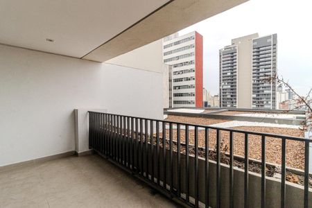 Apartamento à venda com 38m², 1 quarto e 1 vaga Apartamento à venda com 38m², 1 quarto e 1 vagaVaranda