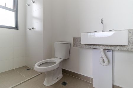 Apartamento à venda com 38m², 1 quarto e 1 vaga Apartamento à venda com 38m², 1 quarto e 1 vagaBanheiro da Suíte
