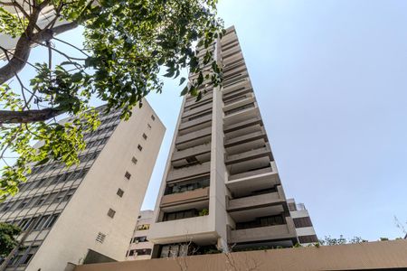 Apartamento à venda com 38m², 1 quarto e 1 vaga Apartamento à venda com 38m², 1 quarto e 1 vagaFachada