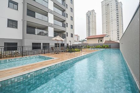 Apartamento para alugar com 48m², 2 quartos e 1 vaga Apartamento para alugar com 48m², 2 quartos e 1 vagaÁrea comum - Piscina